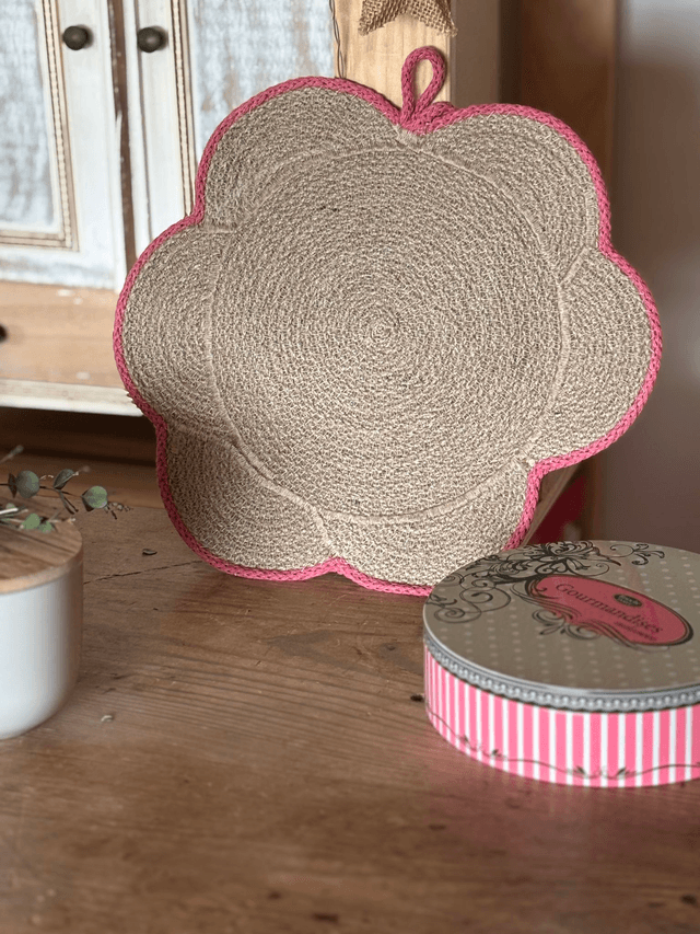 Dessous de plat décoratif tresse jute forme Fleur