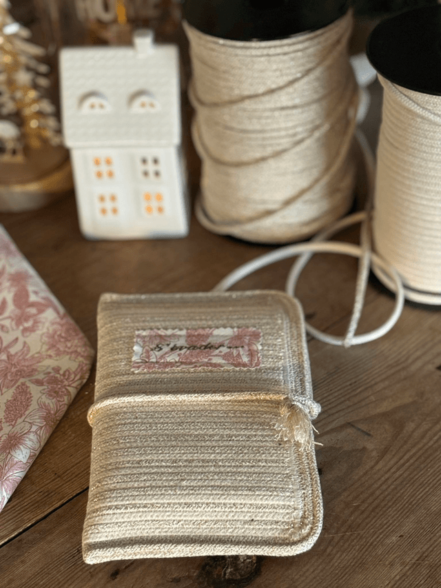 Pochette pour livre de poche